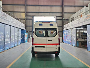 Prix d'usine F-O-R-D Transit Diesel/Essence Ambulance Voiture à transmission manuelle Neuve pour le transport d'urgence des patients à l'hôpital - Product Image 5