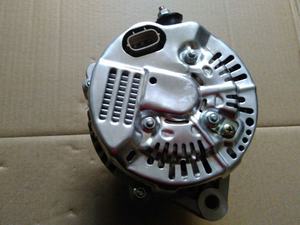 Alternador Automotriz 27060-17220 Compatible con Land Cruiser HZJ79 HZJ105 FZJ100 UZJ100 - Product Image 3