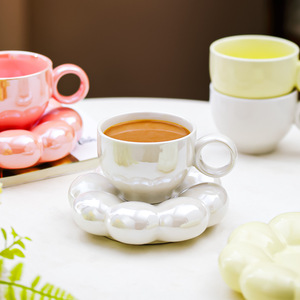Conjunto de Xícaras e Pires Nórdicos Personalizados Cor Macaron Girassol para Chá da Tarde com Aquecedor e Logotipo, para Viagem, Casa e Festas - Product Image 1