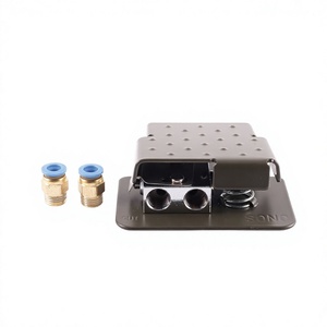 Interrupteur à pied pneumatique SONO J102 avec connecteurs rapides pour outils de plomberie pneumatiques - Product Image 1