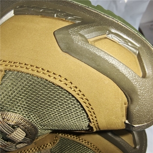 Bottes de travail tactiques TSB08 en daim marron camouflage, mi-hautes, avec maille personnalisée et semelle robuste pour la randonnée et la patrouille - Product Image 5