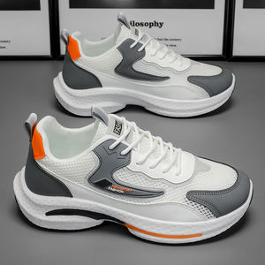 K8029 Nouvelles chaussures pour hommes Chaussures de sport décontractées en maille respirante Chaussures de course confortables à semelle souple pour hommes - Product Image 3