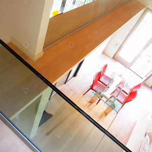 Prima สไตล์มินิมอลลิสม์ราวบันไดกระจกวัสดุอลูมิเนียมรูปตัวโค้งหรือทรงตรง - Product Image 5