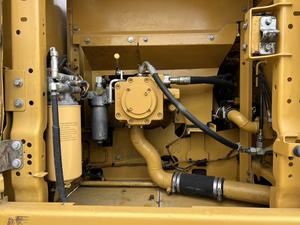รถขุดตีนตะขาบ Caterpillar 320GC มือสอง น้ำหนัก 20 ตัน ของแท้จาก Cat ระบบไฮดรอลิก ประหยัดน้ำมัน สภาพดี เหมาะสำหรับงานก่อสร้าง - Product Image 5