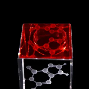 Suporte personalizado do cubo de cristal do laser 3d, fundo vermelho MH-Z0259