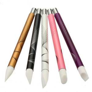 Lot de 5 brosses à ongles en silicone souple personnalisées, avec manche métallique coloré, outil de gravure et de tamponnage, stylo à ongles pour manucure en salon - Product Image 2
