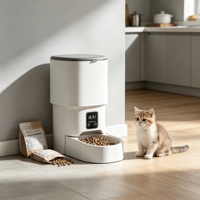 Distributeur automatique de nourriture pour animaux de compagnie 4L, commande par bouton, minuterie, alimentation par piles, anti-blocage, nourriture lyophilisée pour chats et chiens de petite et moyenne taille