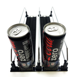 Sistema de empuje moderno extraíble para organizador de latas de bebidas con ancho ajustable y altura personalizable para supermercados - Product Image 1