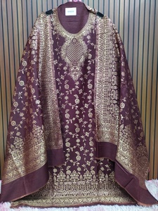 Ensemble Kurti Pant en coton ethnique tendance de style indien pour femmes, non cousu, en soie avec motif imprimé, pour mariage, fête festive, vente en gros - Product Image 4