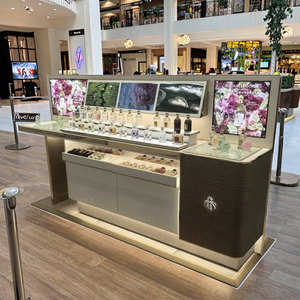 Tùy Chỉnh Nhà Máy Trực Tiếp Sang Trọng Hiện Đại Vẻ Đẹp Salon Hiển Thị Đứng Chăm sóc Da Mỹ Phẩm Kệ Cho Cửa Hàng Sản Phẩm Cho Showcase - Product Image 5