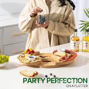Plateau de service en bois Pengzhan Tai Chi avec couteaux à fromage, design rotatif pour les collations de fête - Product Image 4