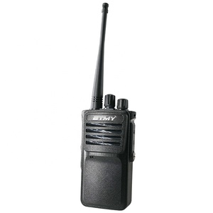 Walkie Talkie Profesional Resistente al Agua IP68 de 10W de Alta Potencia UHF VHF de Doble Banda para Comunicación en Obras de Construcción - Product Image 4