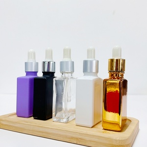 Botella de Vidrio Cuadrada de 30 ml de Alta Calidad al por Mayor, con Gotero de Bambú 20/410, para Envasado de Aceites Esenciales y Cosméticos, Opciones de 10 ml y 100 ml - Product Image 3