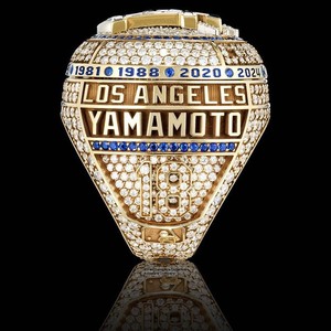 Bague de championnat des Dodgers de Los Angeles 2025, style mode, sertie de pierres, personnalisée Yamamoto, ouvrable, en alliage, cadeau d'anniversaire personnalisé - Product Image 4