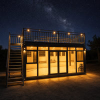 Maison préfabriquée en conteneur de verre, maison modulaire en conteneur maritime avec terrasse sur le toit pour le glamping