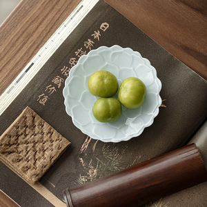 Guanlan <b>Ceramic</b> Fruit <b>Plate</b> Flower Shape Porcelain Tea Table Snack Dish For Home Party Use - Product Image 4