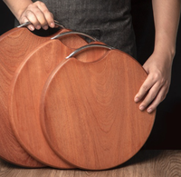 Hotselling ronde snijplank van massief hout met metalen handvat voor het voorbereiden van groenten, vlees, fruit en voedsel in de keuken