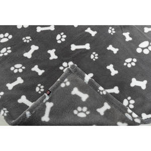 Couverture pour animaux de compagnie grise 100x75 cm avec imprimé pattes et os, en polaire douce pour chiens - Product Image 3