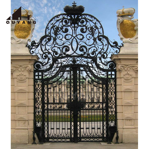 Puerta de Entrada Doble de Hierro Forjado Negro, Diseño Moderno y Lujoso, Personalizada por QUYANG - Product Image 4