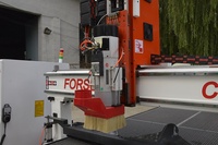 23% de réduction Vente chaude 2025 Machine de fraisage CNC pour le travail du bois 1325 Industrie du meuble