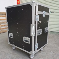 Station de production vidéo portable avec valise de transport, tiroirs et table latérale