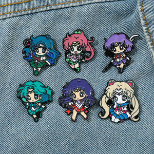 Accesorio de insignia de Metal de Sailor Moon creativo, broche de gota de aceite de aleación, técnica de grabado tallado para Año Nuevo chino, tipo de mascota - Product Image 2