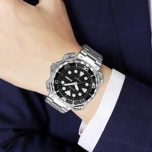 SKMEI 9385高級時計ステンレス鋼ビジネスドレスアナログクォーツウォッチデートデー防水発光メンズリストウォッチ - Product Image 6