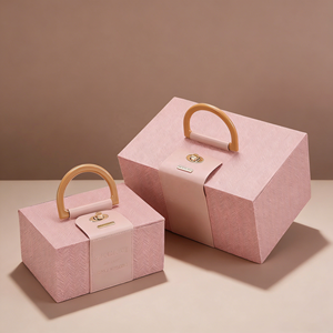 Elegante Scatola Regalo Europea di Lusso con Coperchio Ribaltabile e Manico Portatile per Compleanni, Matrimoni, Damigelle e Souvenir - Product Image 1