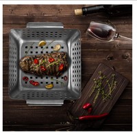 Panier de cuisson et de grillade portable en acier inoxydable argenté moderne pour fruits et légumes, idéal pour l'extérieur - Offre Spéciale