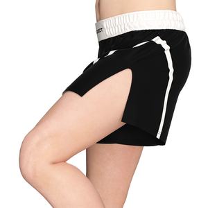 Shorts MMA de qualité supérieure, légers et respirants, coutures renforcées, construction durable, conçus pour l'entraînement martial - Product Image 1