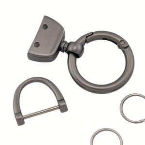 Llavero de aleación de zinc con colgante de herradura y kit de gancho antipérdida para uso diario universal - Product Image 1