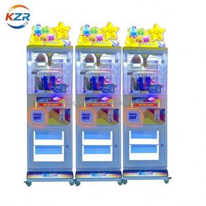 Distributeur de collations commercialisé pour influenceurs en ligne, thème Exploration Interstellaire, avec système de préhension de jetons et de codes et mécanisme de préhension de personnages - Product Image 1