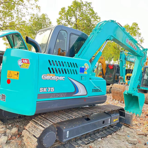 รถขุดมือสองจากญี่ปุ่น Kobelco SK75 รถขุดไฮดรอลิกแบบตีนตะขาบขนาดกะทัดรัด เหมาะสำหรับพื้นที่แคบ ประหยัดน้ำมัน สำหรับงานก่อสร้าง - Product Image 2