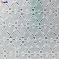 OEM Chine Vente en gros RXF0570 Tissu à broder à oeillet rectangle Tissu à coudre 100% coton pour vêtements d'enfants