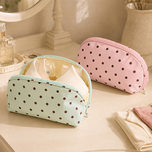 Trousse de Maquillage Imperméable en Cuir PU à Motifs Points, Sac de Voyage Professionnel pour Hommes et Femmes, Idéal pour Cosmétiques et Articles de Toilette – Vente en Gros - Product Image 1