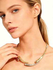 Collar Gargantilla XM N174 Vintage con <span class=keywords><strong>Perlas</strong></span>, Aleación <span class=keywords><strong>de</strong></span> Cobre Plateada, Diseño Minimalista <span class=keywords><strong>de</strong></span> Dos Tonos con Barra Curva para Mujer, Moda Moderna - Product Image 2