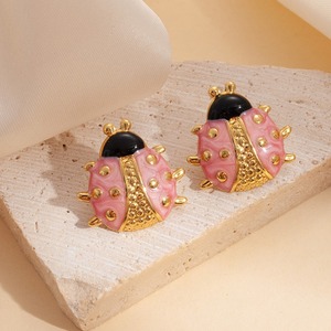 6 Farben Marienkäfer-Ohrstecker aus Edelstahl mit Emaille-Öltropfen, goldfarben, anlaufbeständig, niedlicher Tier-Schmuck für Damen, Geschenk für sie - Product Image 5