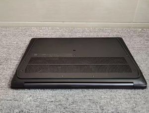 Portátiles usados reacondicionados portátiles de negocios Core <span class=keywords><strong>i7</strong></span> 7th Gen 15 pulgadas Teclado retroiluminado 16Gb RAM 512GB SSD Zbook stidio G4 - Product Image 3