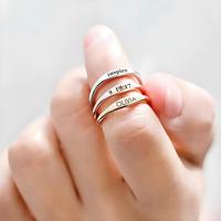 Bague de mode unisexe en acier inoxydable plaqué or 18 carats avec breloque ovale fine en forme de tulipe pour hommes et femmes