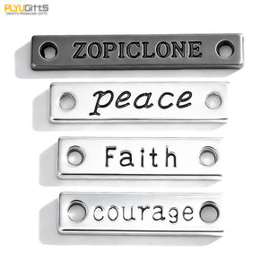 Etiqueta Metálica Plateada Personalizada con Logotipo de Marca para Ropa, Bolsos, Zapatos, Hijabs y Abayas - Product Image 1