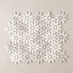 Hermoso Diseño de Azulejos para Pared, Azulejos de Mármol Blanco con Diseño de Flores, Mosaico de Mármol para Paredes - Product Image 1