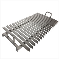 Grille en V en acier inoxydable personnalisée pour barbecue argentin avec poignée, compatible avec tous les types de barbecues