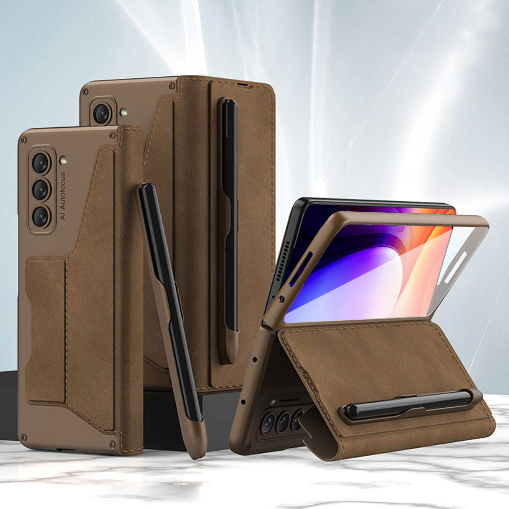 สีน้ำตาล