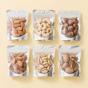 Sachets d'emballage classiques autoportants en papier kraft laminé 3 couches, résistants à la graisse, avec fermeture éclair refermable et fenêtre transparente pour aliments pour animaux de compagnie - Product Image 4