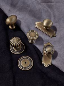 Hot Sale Medieval Style Solid Antique Brass <strong>Cabinet</strong> <strong>Knobs</strong> Bronze Furniture <strong>Knob</strong> French Cupboard Shoecase Pulls - Product Image 4