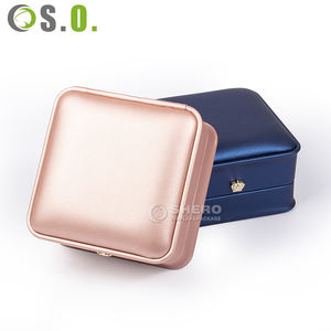 Boîte à bijoux de luxe en cuir de qualité supérieure, boîte cadeau avec logo personnalisé, ensemble d'emballage pour bijoux, boîte pour boucles d'oreilles, bracelet, collier, bague - Product Image 1