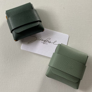 Mini sac de rangement portable pour préservatifs, au style japonais et coréen mignon, parfait pour les couples. - Product Image 4