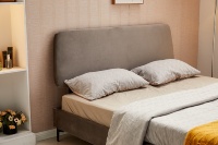 Cadre de lit design classique et moderne, taille Queen, en bois, pour hôtel et chambre à coucher