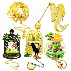 Marcador de libro Corán de esmalte dorado personalizado, estilo moderno envejecido, marcador de Metal suave y duro magnético, bonito diseño de Anime - Product Image 5