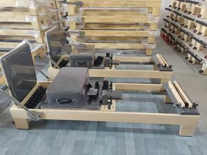 Tour de Pilates Reformer Professionnel OBG Durable en Bois d'Érable pour Entraînement en Studio, Demi-Trapeces, Poids Max. Utilisateur 200kg - Product Image 6